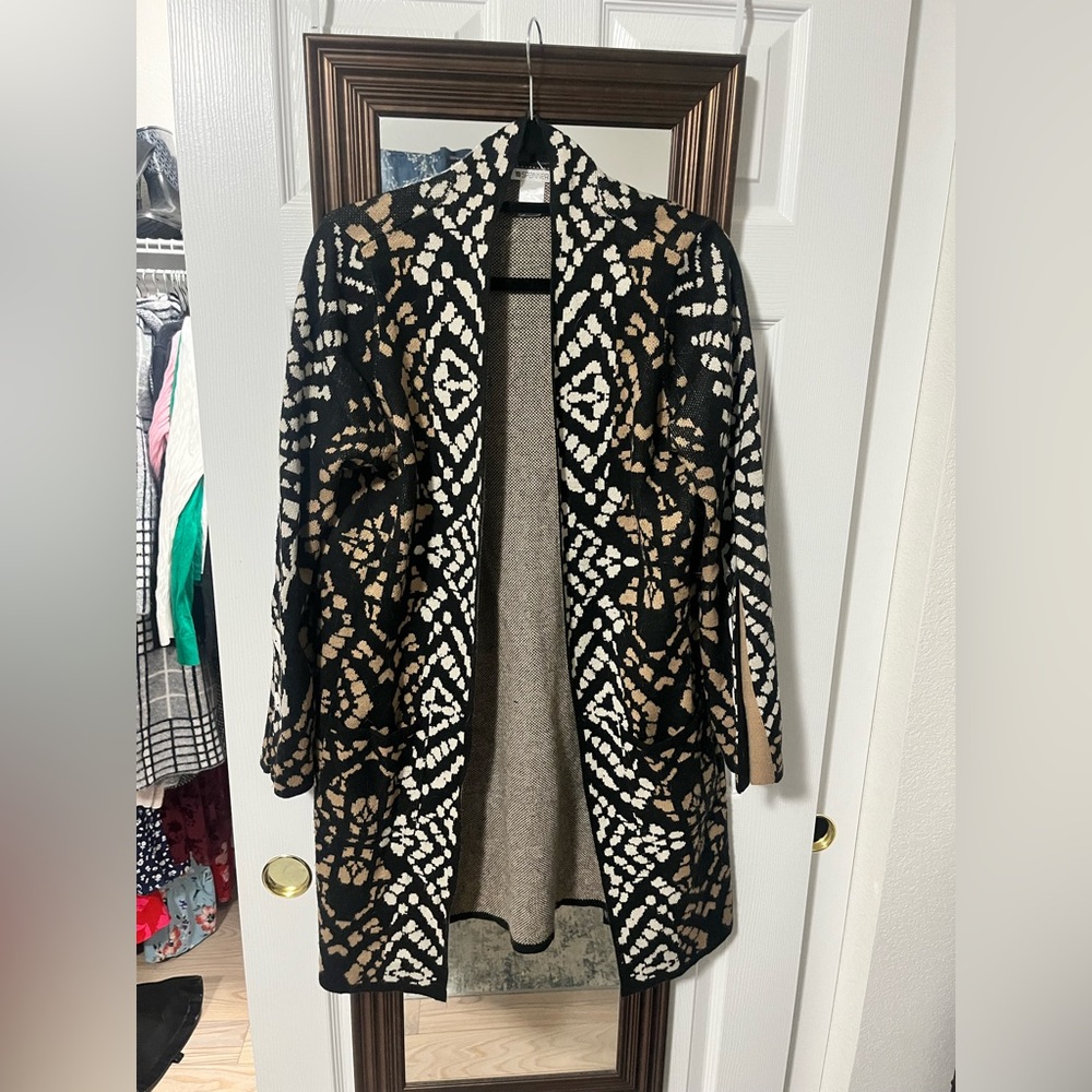 Spanner Black and Beige Long cardigan